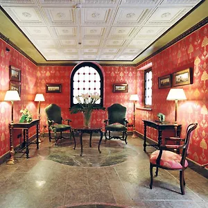 https://bauer-casanova.hotelinveneto.com